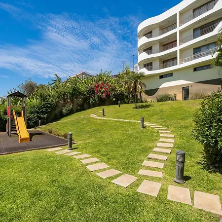 Apartment Victory View By An Island