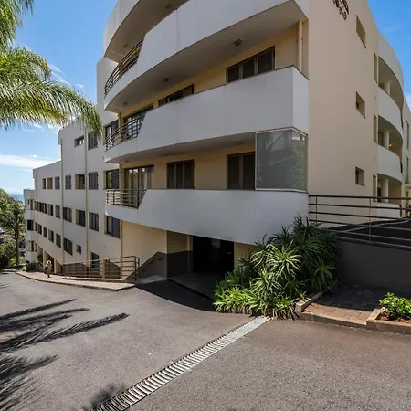 Apartment Victory View By An Island Calheta (Madeira)
