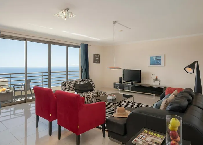 Victory View By An Island * Calheta (Madeira)